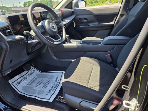 Super Black 2026 Nissan Kicks S
