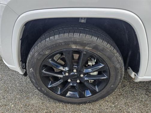 2022 Jeep Grand Cherokee WK Laredo