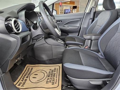 2025 Nissan Versa 1.6 SV