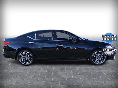 2025 Nissan Altima SL