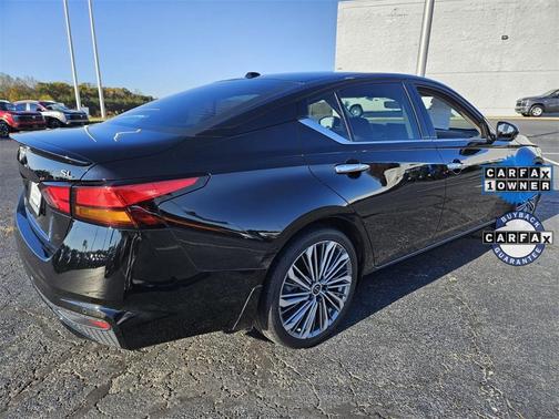 2025 Nissan Altima SL