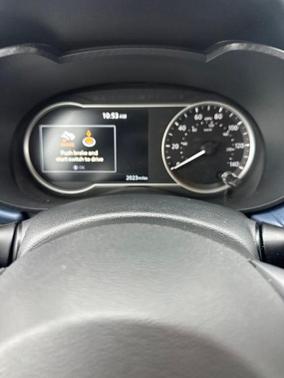 Brilliant Silver Metallic 2025 Nissan Versa 1.6 SV