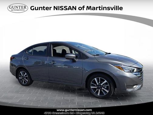 Gun Metallic 2025 Nissan Versa 1.6 SV