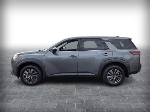 2025 Nissan Pathfinder S