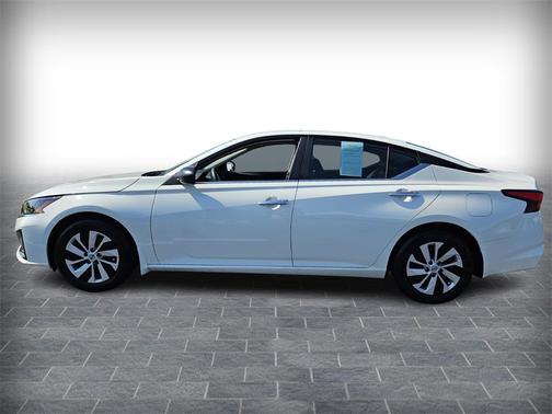 2025 Nissan Altima S