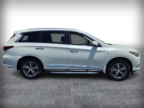 2018 INFINITI QX60 Base