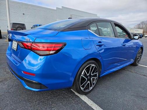 2025 Nissan Sentra SR