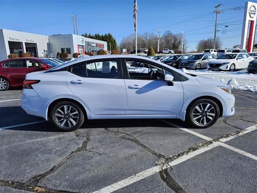 2025 Nissan Versa 1.6 SV