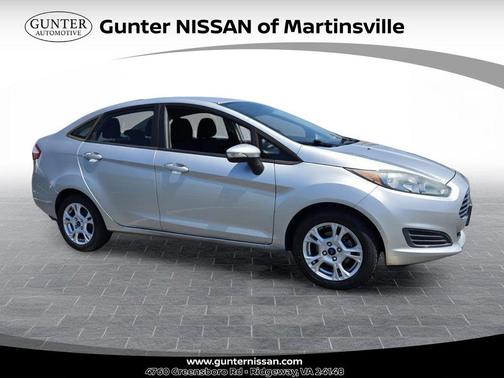 Ingot Silver 2015 Ford Fiesta SE