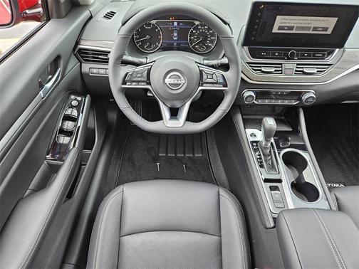 2025 Nissan Altima SL