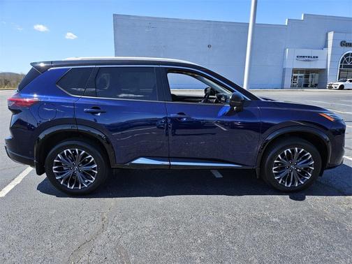2024 Nissan Rogue Platinum