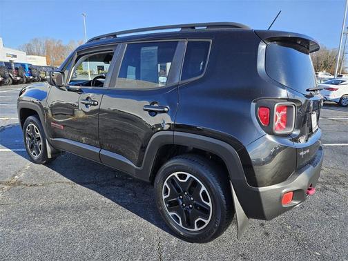 2017 Jeep Renegade Trailhawk