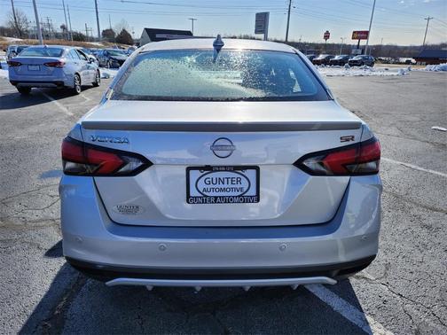 2025 Nissan Versa 1.6 SR