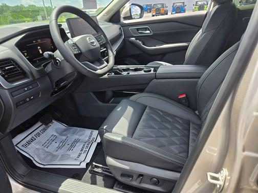 Champagne Silver 2026 Nissan Rogue Platinum