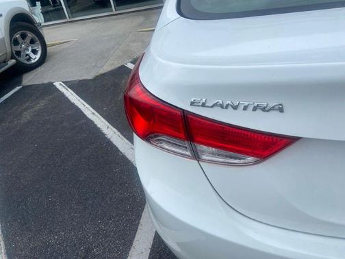 Shimmering White 2012 Hyundai ELANTRA GLS