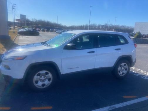 2015 Jeep Cherokee Sport