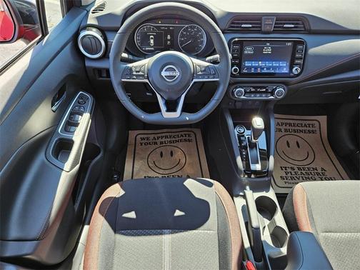 2025 Nissan Versa 1.6 SR