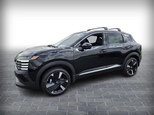 Super Black 2026 Nissan Kicks SR