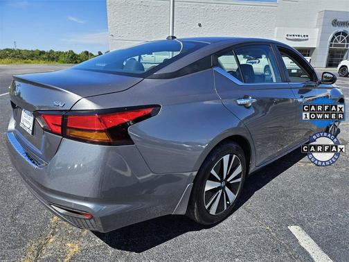 2022 Nissan Altima 2.5 SV