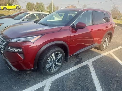 2025 Nissan Rogue SL