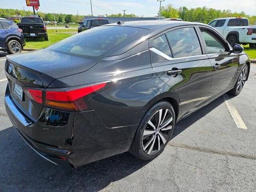 2021 Nissan Altima 2.5 SR