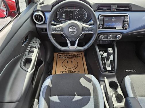 2025 Nissan Versa 1.6 SV
