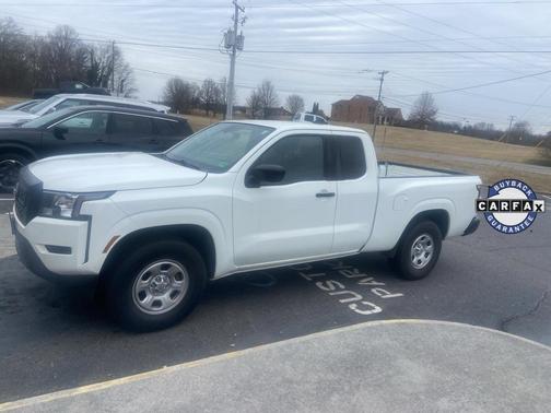 2022 Nissan Frontier S