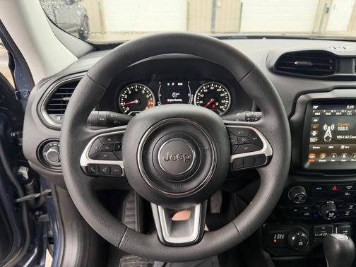 Slate Blue Pearlcoat 2023 Jeep Renegade Latitude