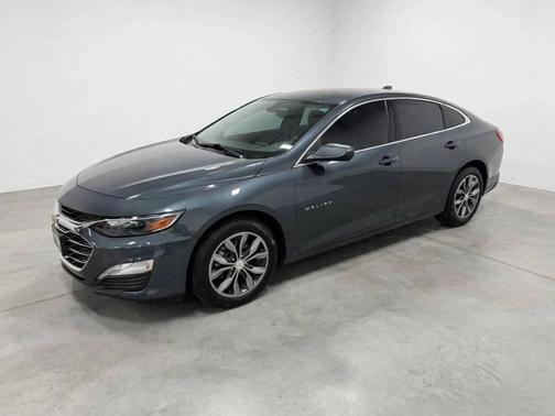Shadow Gray Metallic 2019 Chevrolet Malibu LT