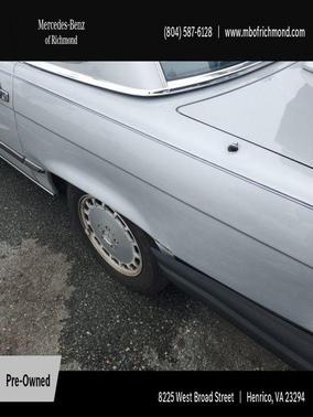 SILVER 1987 Mercedes-Benz S-Class 560 SL