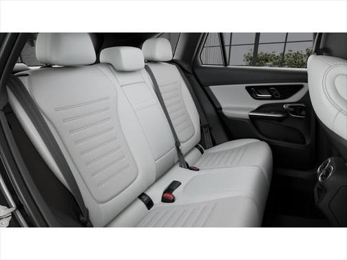 2025 Mercedes-Benz GLC 350e Base