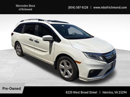 White Diamond Pearl 2018 Honda Odyssey EX-L