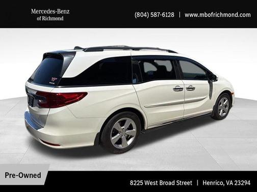 White Diamond Pearl 2018 Honda Odyssey EX-L