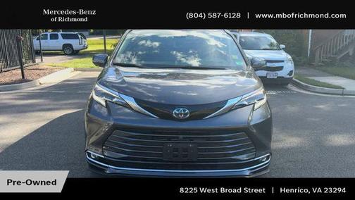 2025 Toyota Sienna Platinum 7 Passenger
