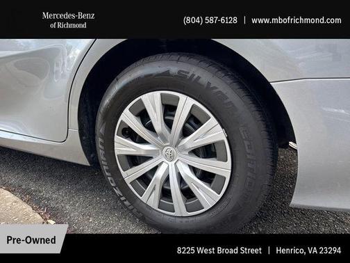 2019 Toyota Camry Hybrid LE