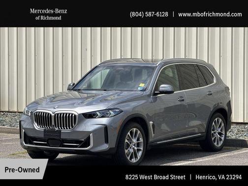 Skyscraper Grey Metallic 2026 BMW X5 xDrive40i