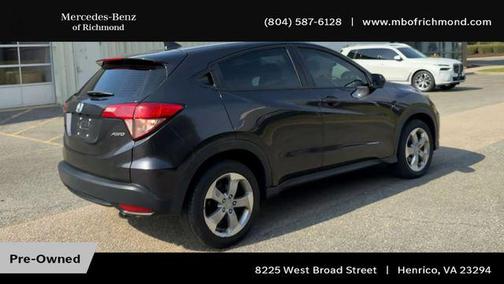 Crystal Black Pearl 2018 Honda HR-V LX