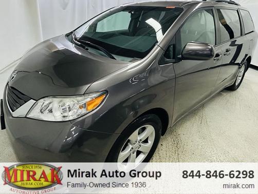 2012 Toyota Sienna LE