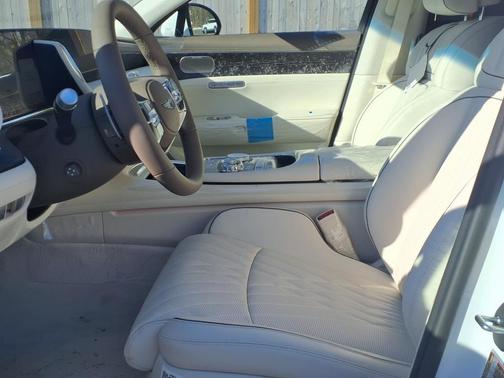 2025 Genesis G90 3.5T e-SC