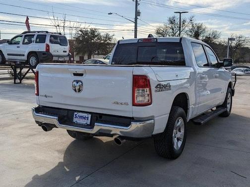 Photo 4 of 27 of 2021 RAM 1500 Big Horn