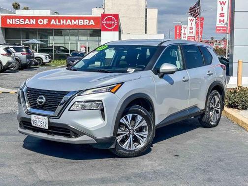 Brilliant Silver Metallic 2023 Nissan Rogue SV