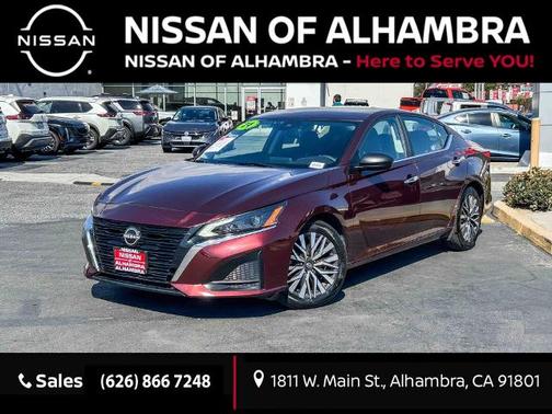 Garnet Pearl Me 2024 Nissan Altima 2.5 SV