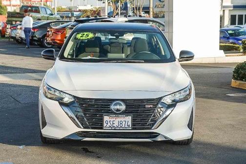 2025 Nissan Sentra SR