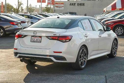 2025 Nissan Sentra SR