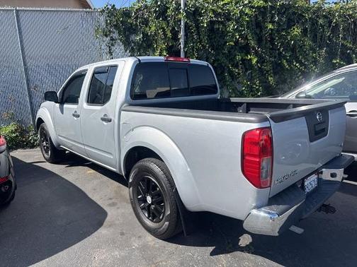 Brilliant Silver Metallic 2019 Nissan Frontier SV