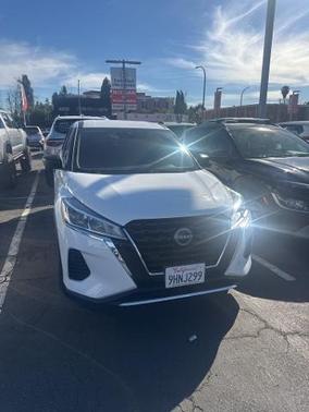 2023 Nissan Kicks S