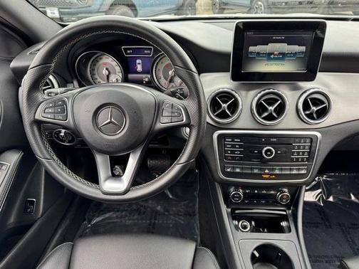2017 Mercedes-Benz GLA 250 Base 4MATIC
