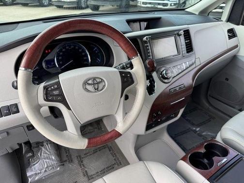 2014 Toyota Sienna Limited