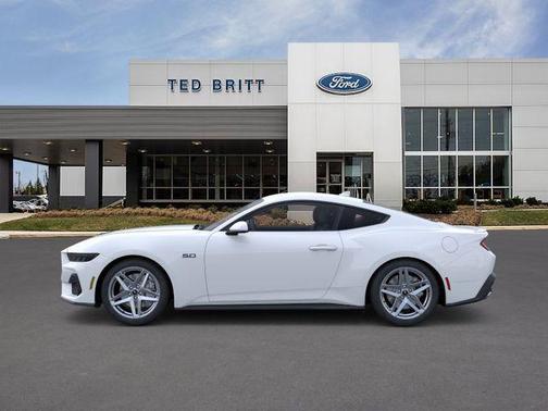 Oxford White 2026 Ford Mustang GT Premium