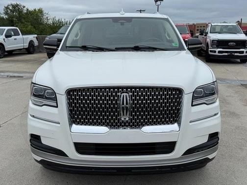 2022 Lincoln Navigator L Reserve